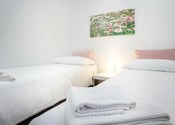 Casa Perlasca Tatil Evi *