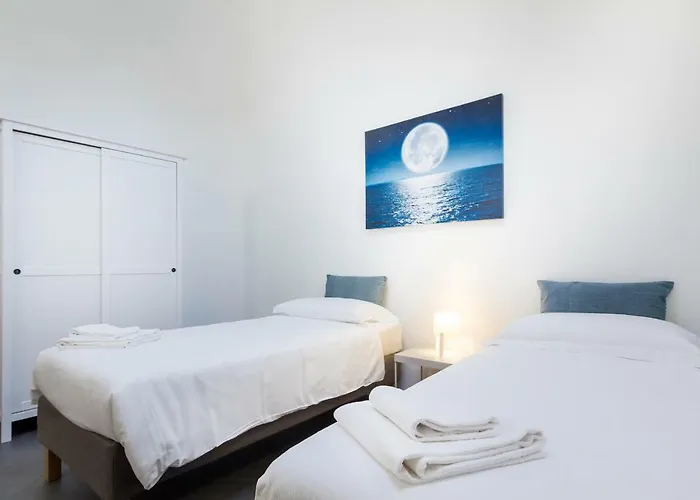 Casa Perlasca Tatil Evi