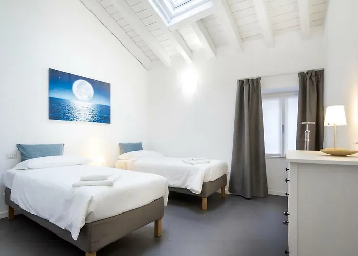 Casa Perlasca Tatil Evi *