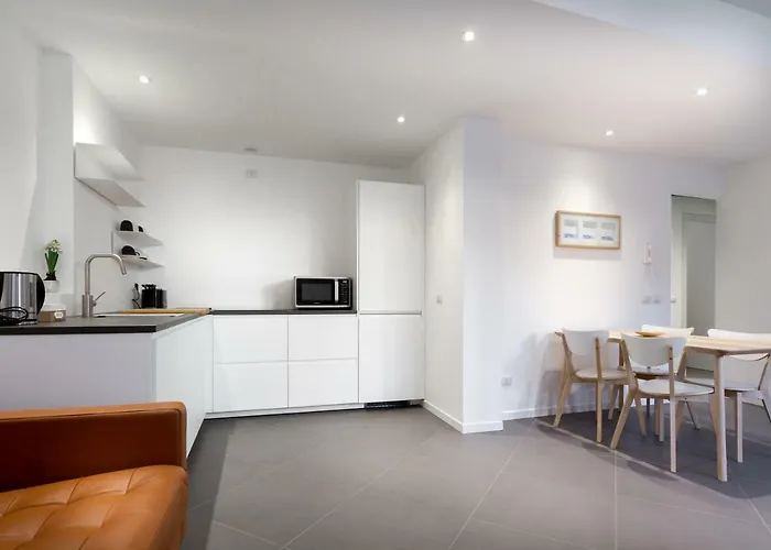 Casa Perlasca * Cernobbio